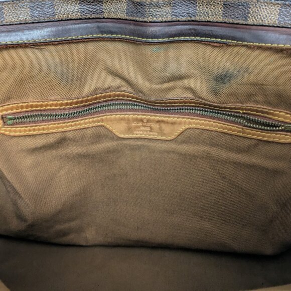 Louis Vuitton Damier Tote - Picture 15 of 16